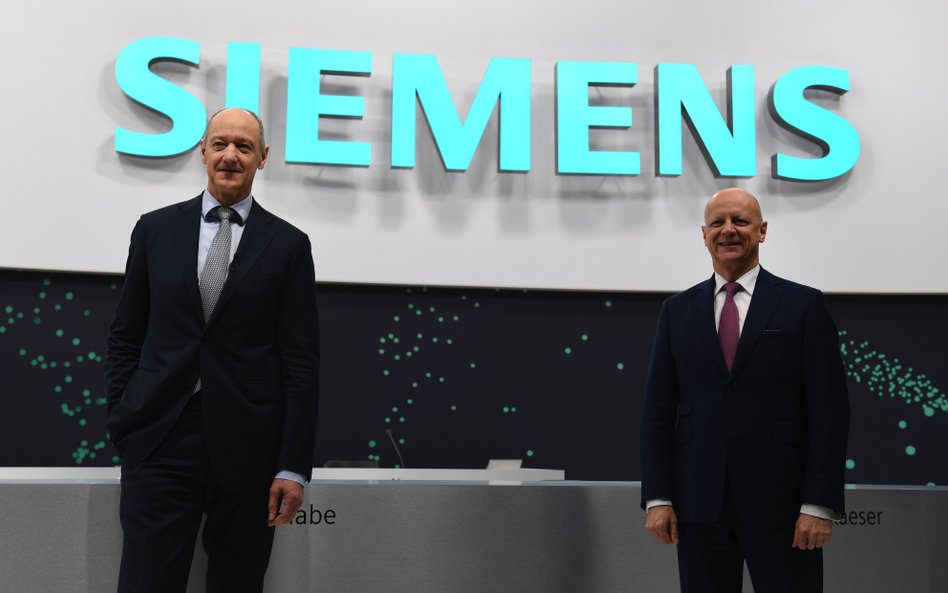 Roland Busch, dyrektor generalny (zlewej), i Ralf Thomas, dyrektor finansowy Siemens AG