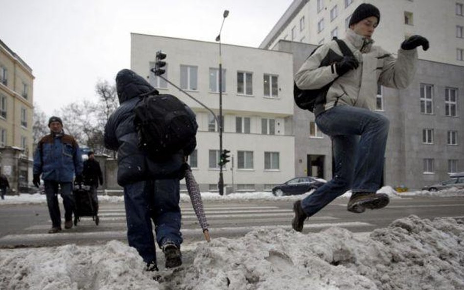 W Warszawie wielu mieszkańców miało problem z dotarciem do pracy