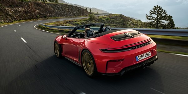 Połącznie GT3 i cabrio - herezja Porsche, która zyskuje nowych wyznawców