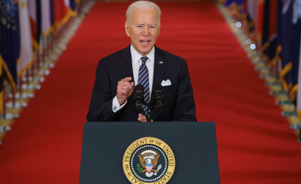 Koronawirus. Biden chce osiągnąć "poczucie normalności" do 4 lipca