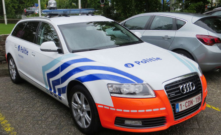 Policjant zaatakowany nożem w Brukseli. Napastnik postrzelony