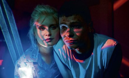 Uśmiech pełen mlecznych zębów