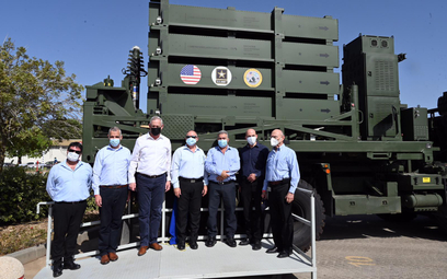 Przekazanie pierwszej baterii systemu przeciwrakietowego Iron Dome Departamentowi Obrony Stanów Zjed