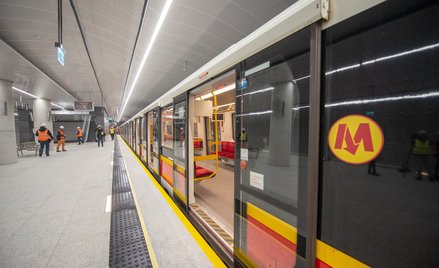 Znów awaria na lini M1, kursuje komunikacja zastępcza
