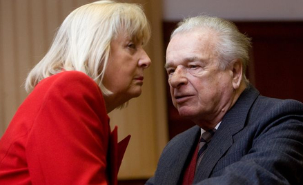 Wdowy zachowają wysokie uposażenia po PRL-owskich generałach