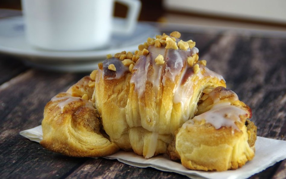 Z czym kojarzy się Poznań? Oczywiście z rogalem świętomarcińskim.