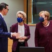 Premier Mateusz Morawiecki, szefowa Komisji Europejskiej Ursula von der Leyen i kanclerz Niemiec Ang