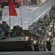 Przejazd czołgów armii rosyjskiej przez centrum Moskwy podczas próby przed Dniem Zwycięstwa.