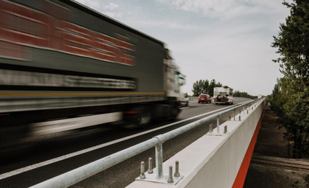 Komisja Europejska odpowiada na pytania o delegowaniu kierowców