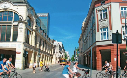 Program ERGO Hestii „Rower na zawsze” pozwala klientowi lub poszkodowanemu na czas naprawy auta doko