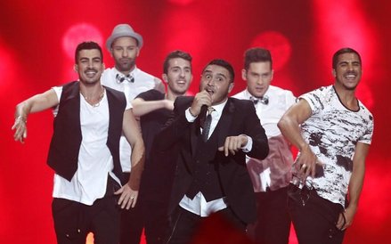 Nadav Guedj z Izraela