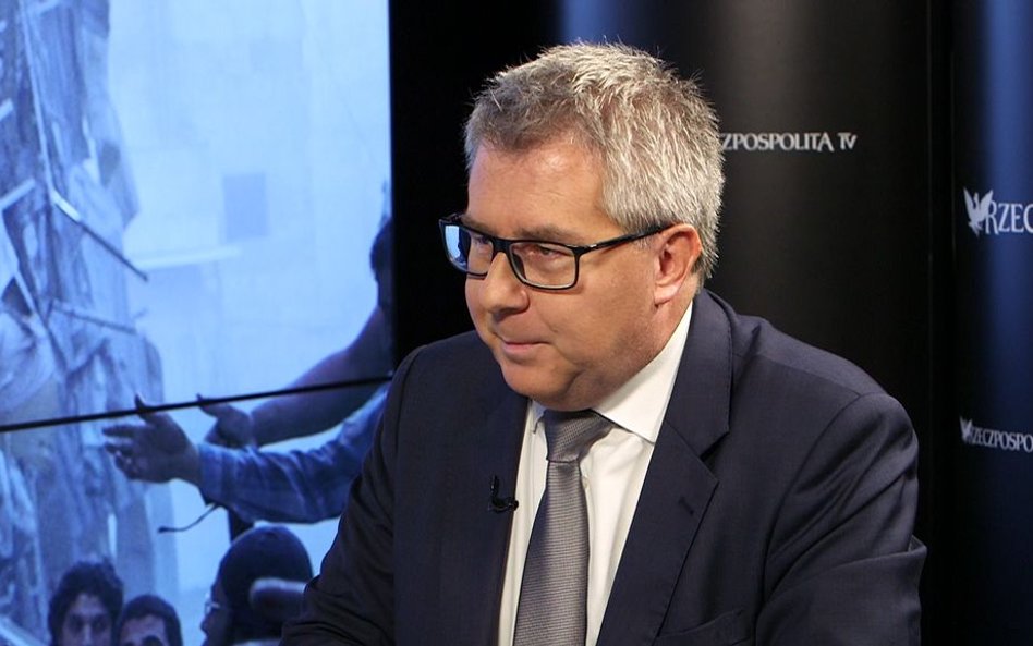 Ryszard Czarnecki: Spytajmy uchodźców, czy chcą do Polski