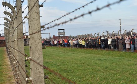 Konferencja: jak walczyć z „polskimi obozami"