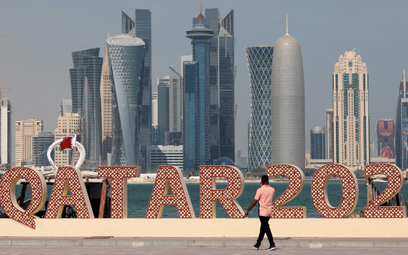 Katar. Trzy stadiony w zasięgu wzroku