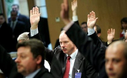 Samorządowiec oprócz uczestnictwa i głosowania na sesjach ma wiele zajęć, m.in. zasiada w komisjach,