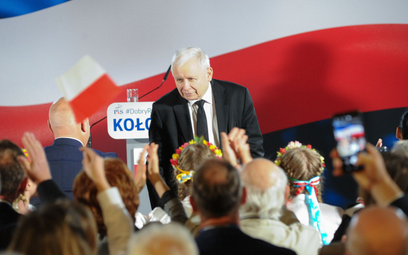 Jarosław Kaczyński podczas spotkania z sympatykami PiS w Kołobrzegu
