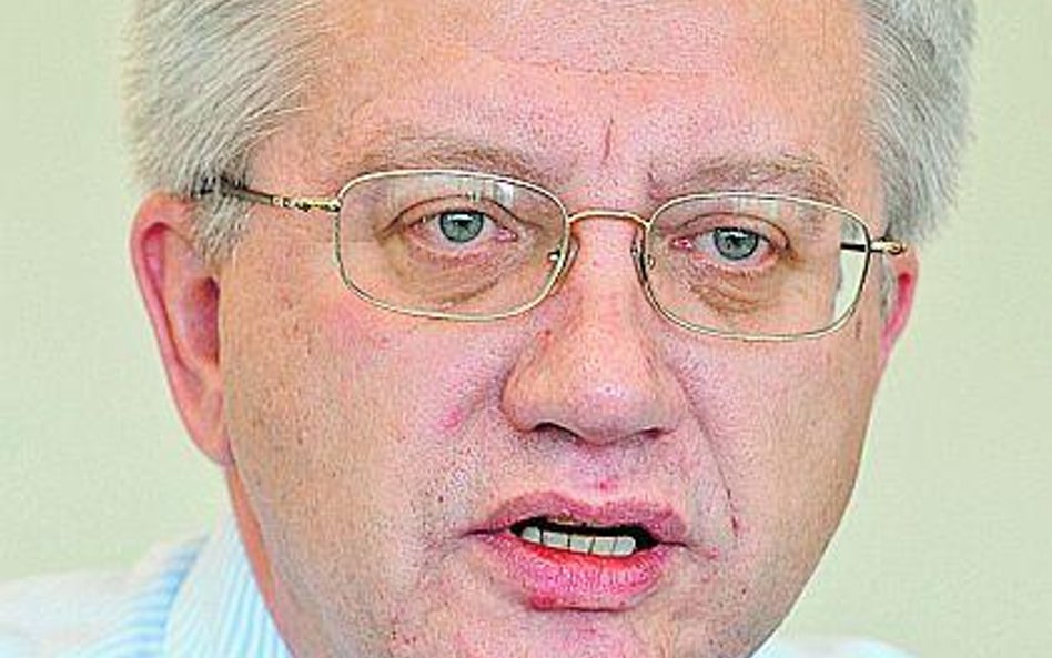 Jerzy Pruski (u góry) jest prezesem Bankowego Funduszu Gwarancyjnego. Jerzy Osiatyński przewodniczy 