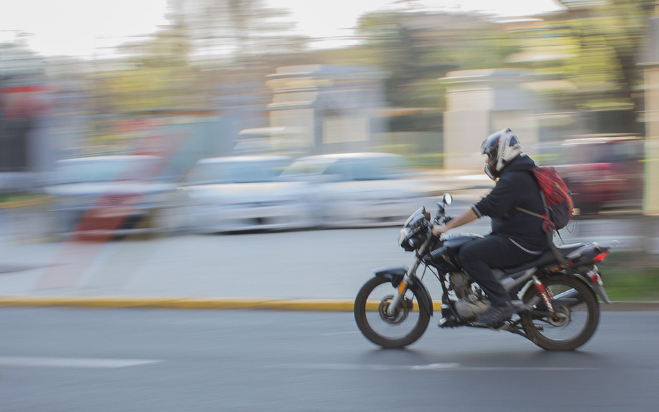 Ciężko odliczyć cały VAT od motocykla. Łatwiej od motoroweru