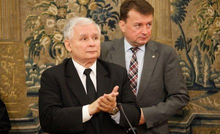 Szef MON Mariusz Błaszczak dobrze oceniany w PiS