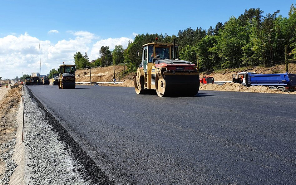 Via Carpatia zyska kolejne dwa odcinki drogi ekspresowej