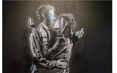 Banksy, „Mobile Lovers 2014”, Bristol