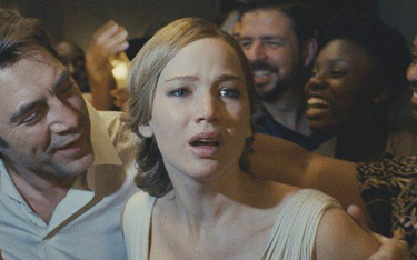 Javier Bardem i Jennifer Lawrence w filmie „mother!”.