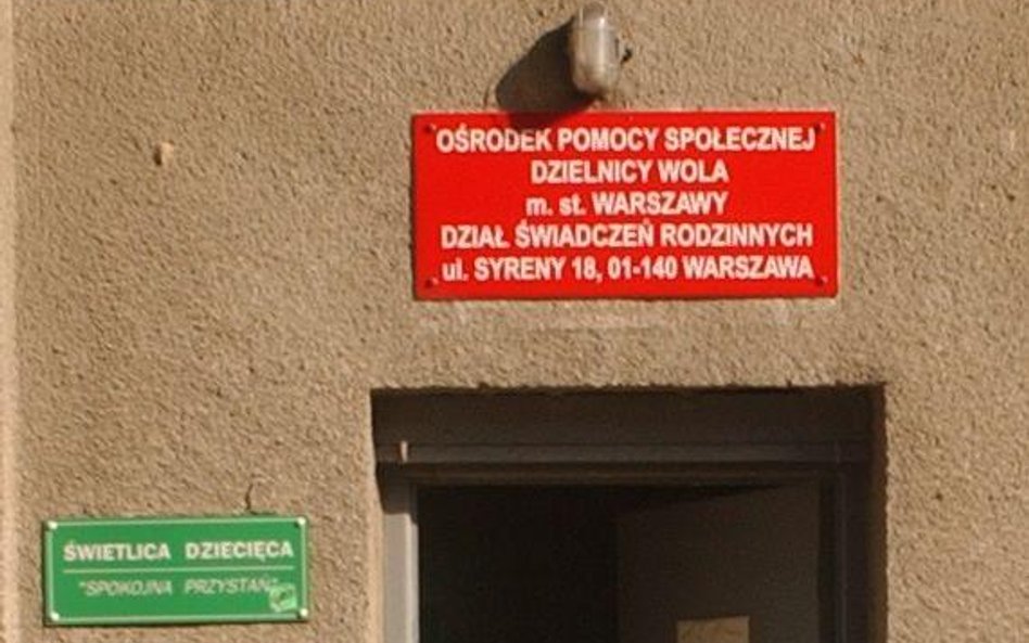 Zmienia się program szkoleń pracowników socjalnych