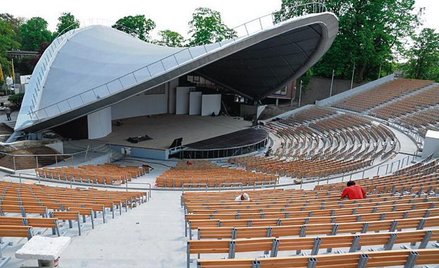 W Opolu w wygodnych nowych fotelach będzie mogło zasiąść 4 tys. widzów