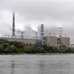 Widok na Elektrownię Kozienice w miejscowości Świerże Górne