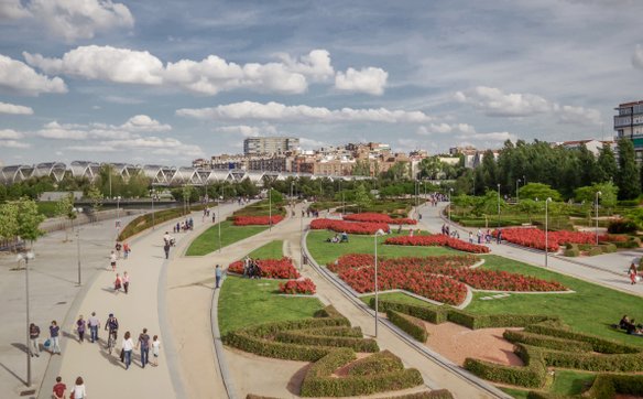 Park Madrid Río. Do 2007 roku teren ten zajmowała autostrada M-30. Teraz droga biegnie tunelem pod p
