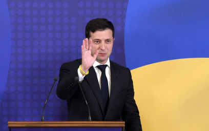 Ugrupowanie prezydenta Wołodymyra Zełenskiego ma w sondażach poparcie w okolicach 50 procent