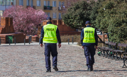 Jak uchwalić nagrody dla policji
