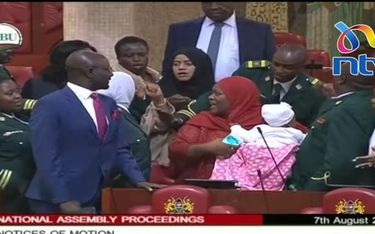 Kenia: Posłanka wyproszona z parlamentu. Za dziecko