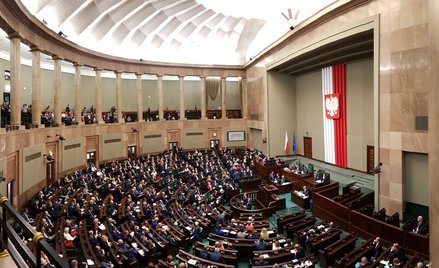 Sondaż: Zmiana rządu wzmocniła PiS. Rekordowe poparcie