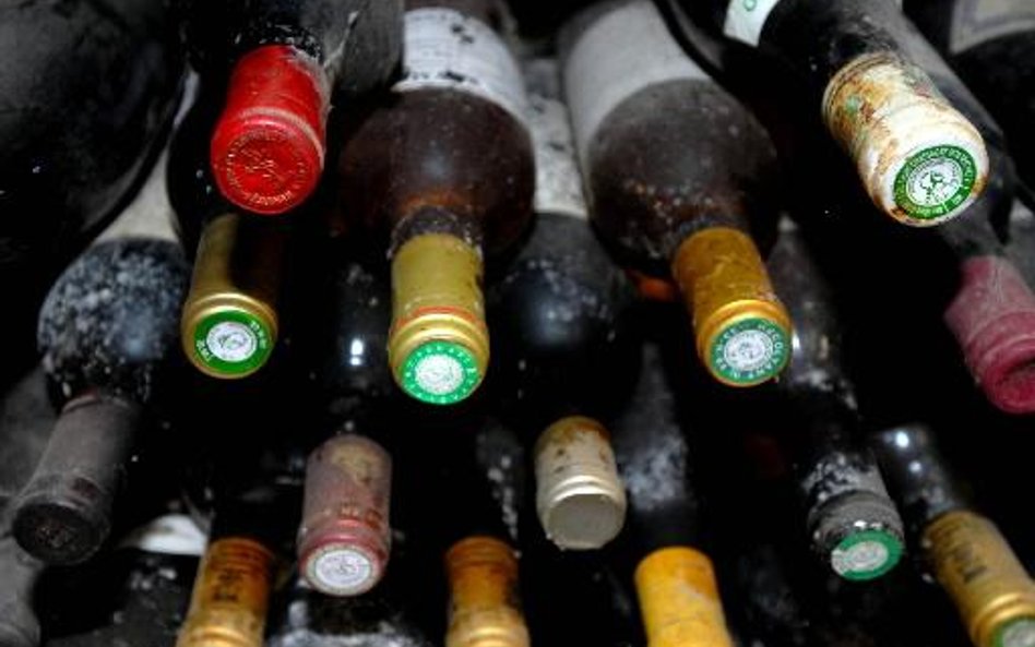 Pałac Elizejski wystawia cenne wino na sprzedaż
