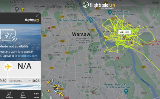 Trasa jednego z Orlików zarejestrowana w serwisie FlightRadar24