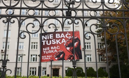 Czy „Nie bać Tuska” jest nieprzyzwoite?