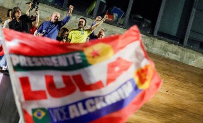 Luiz Inácio Lula da Silva pokonał Flávio Bolsonaro w drugiej turze wyborów prezydenckich w Brazylii