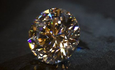 Anglo American kupił 40 proc. akcji De Beers