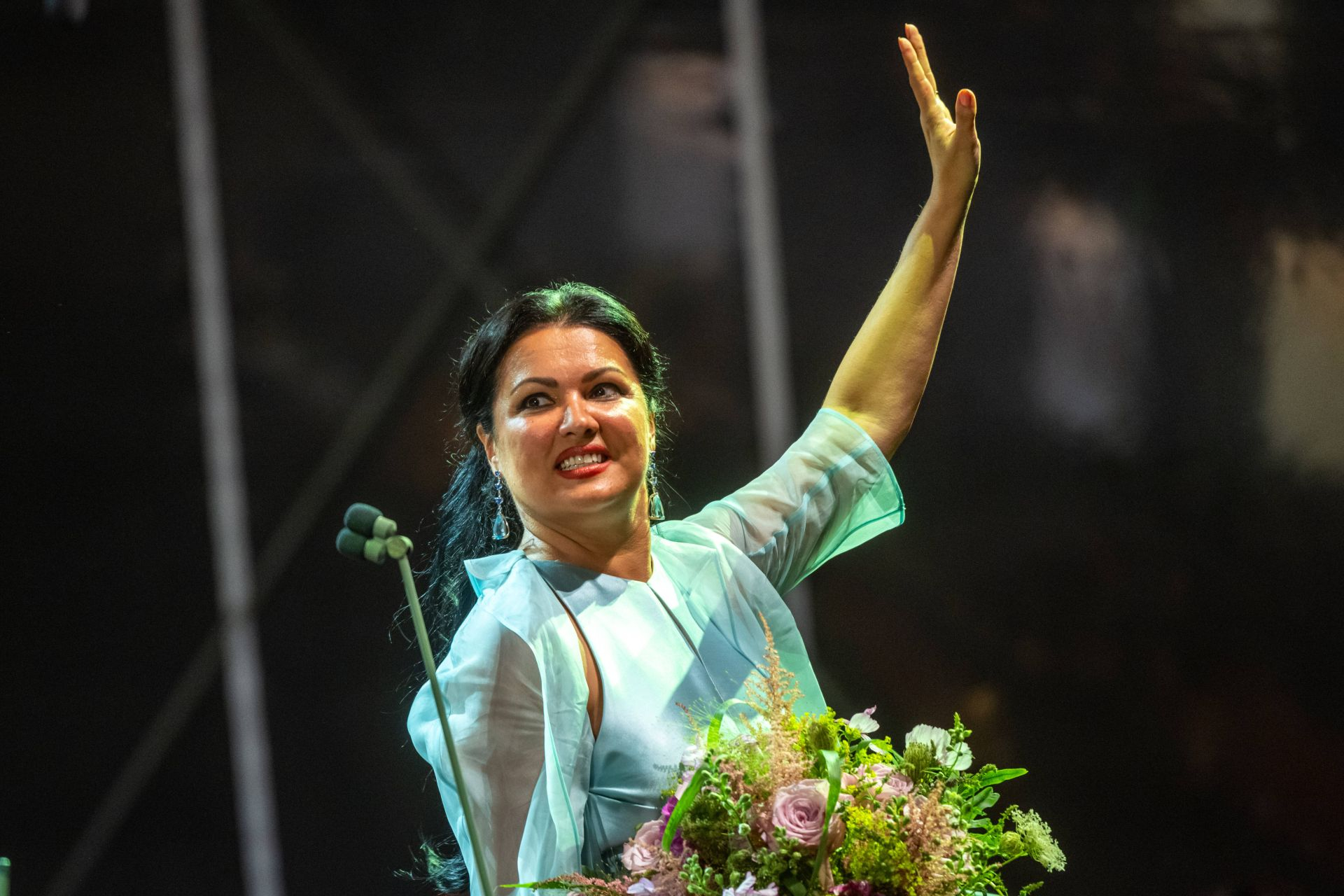 Anna Netrebko, Rosyjska śpiewaczka Operowa, Nie Zaśpiewa W Pradze ...