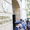 Prezes Trybunału Konstytucyjnego Andrzej Rzepliński wśród dziennikarzy