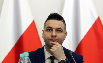 Sądy powszechne zostały zobowiązane do współdziałania z komisją weryfikacyjną