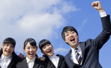 Japonia: 18-latkowie będą mogli wziąć ślub, ale palić - nie