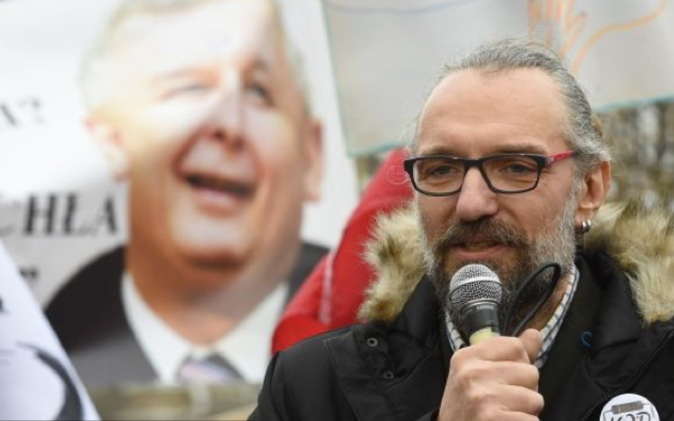 12 grudnia - Kilkadziesiąt tysięcy Polaków brało udział w demonstracjach zorganizowanych przez Komit