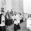 Poświęcenie sztandaru „Solidarności” Huty Warszawa w „Żoliborskim sanktuarium”. Ks. Teofil Boguski d