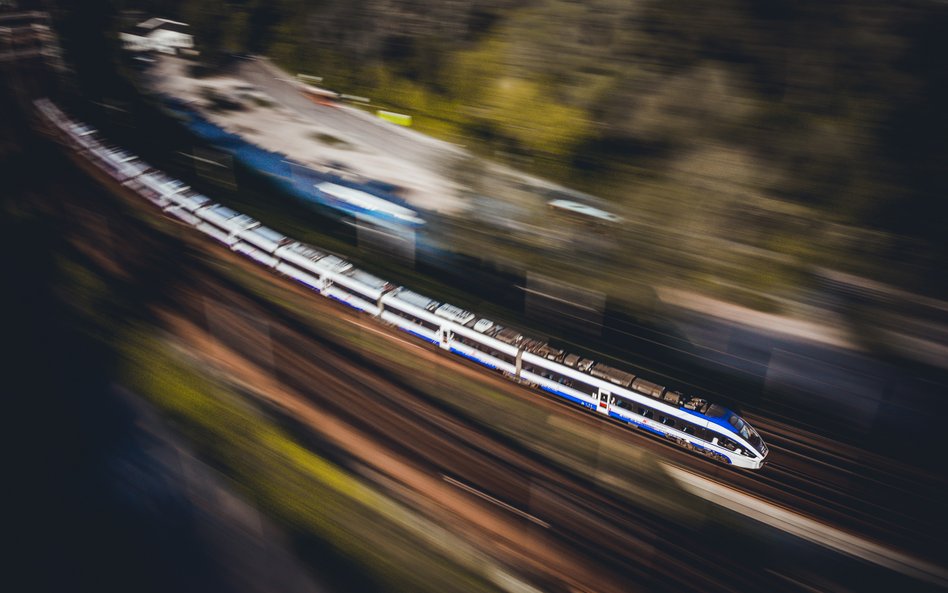 Intercity pobiło rekord przewozów. Pasażerowie przesiedli się z aut na kolej