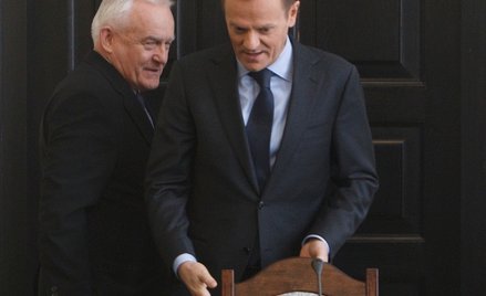 Donald Tusk: Pójść z Palikotem albo Millerem?