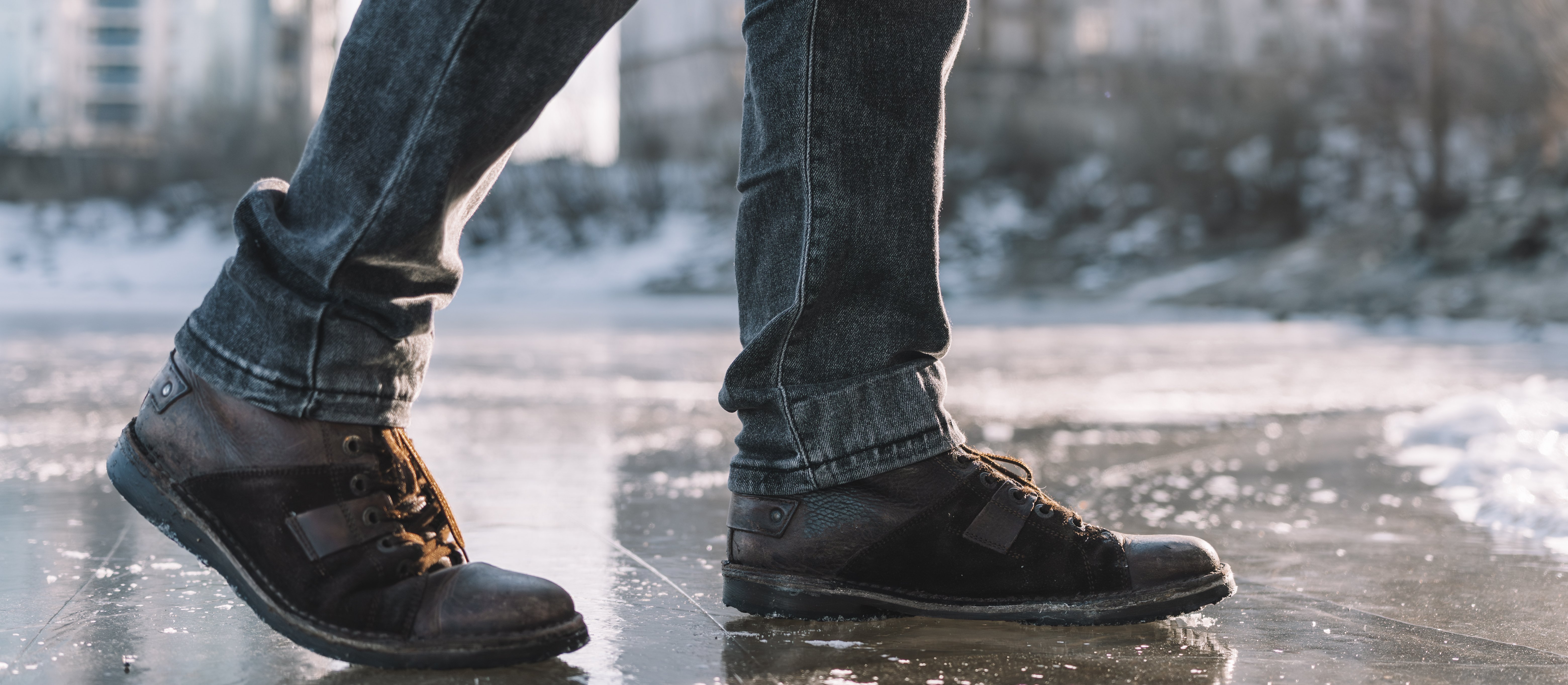 „Drogi i chodniki będą śliskie”: IMGW wydał ostrzeżenia