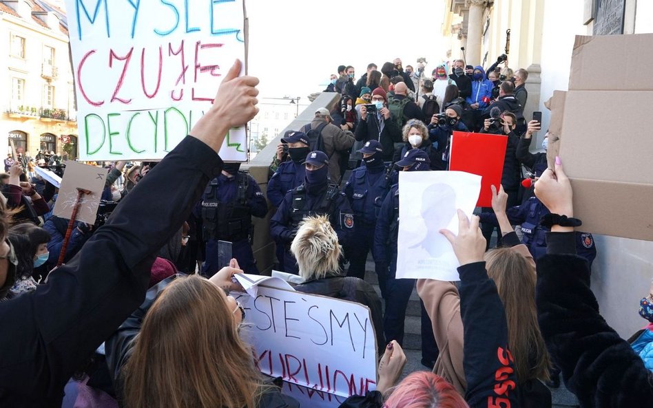 Posłanka PiS o wyroku TK: Wygrała cywilizacja życia