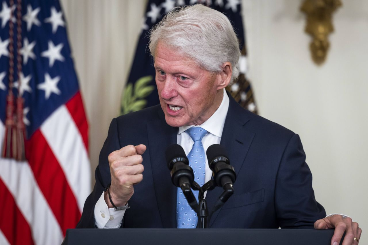 Bill Clinton żałuje, że Przekonał Ukrainę Do Rezygnacji Z Arsenału ...